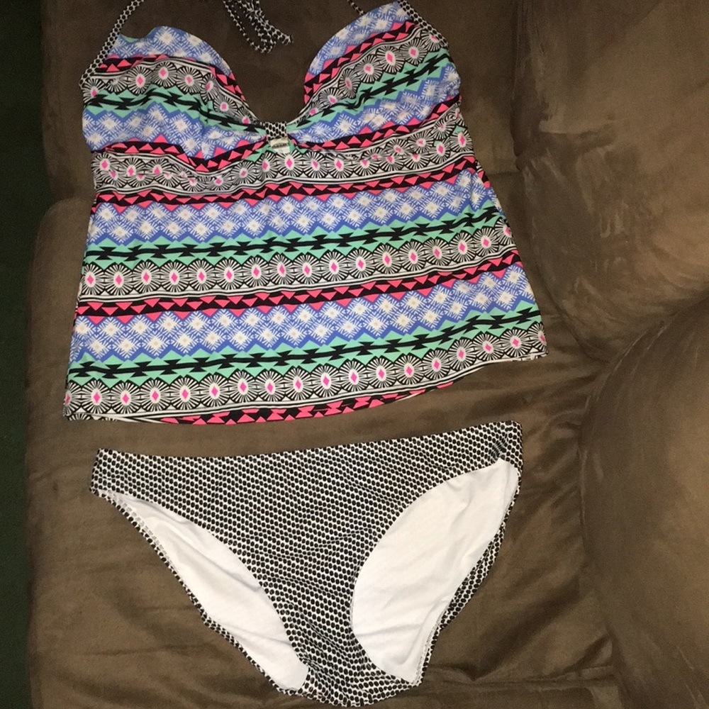 Old navy bathing suit